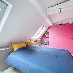 Large 3-room Near The Saint Martin Canal Paris