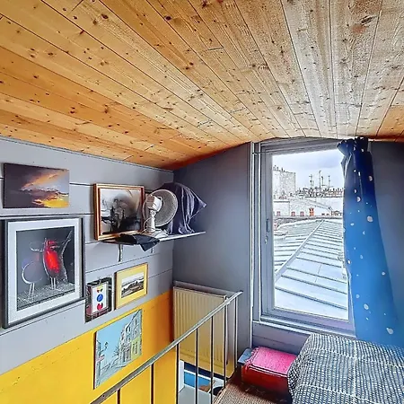 Apartmán Large 3-room Near The Saint Martin Canal